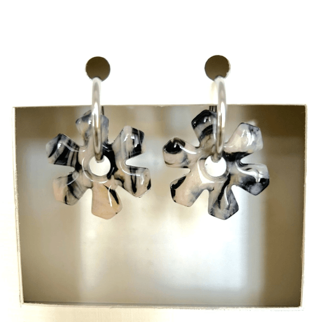 Nila | Motifs